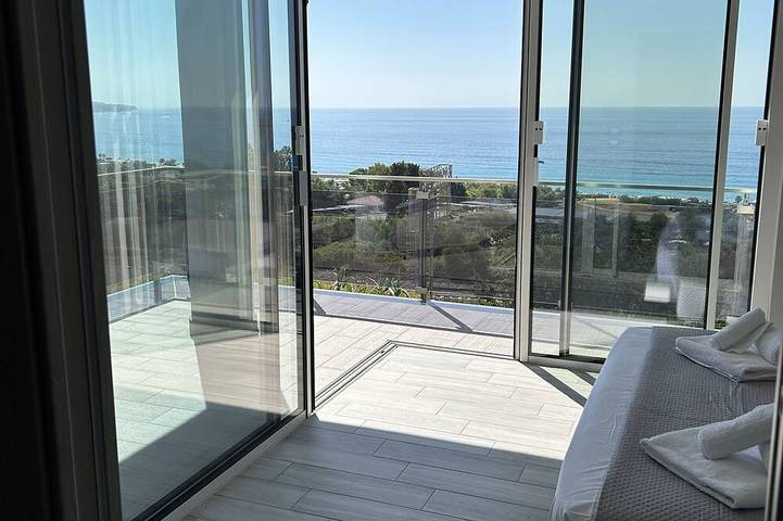 Infinity Dom Villa (Vacation Home) in Zambrone, Province de Vibo Valentia
