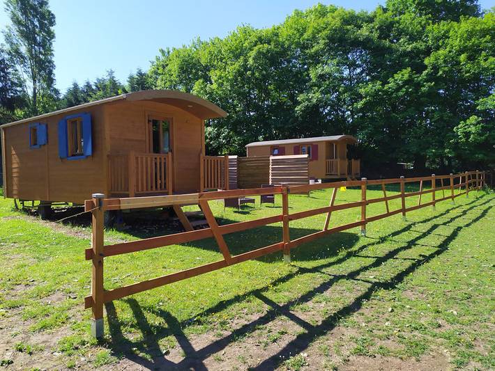 Gîte pour 4 personnes, avec jardin à Saint-Christophe-sur-Condé