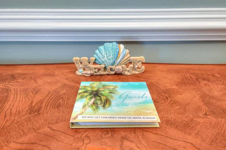 Vacation house for 16 people, with pool and balcony in North Myrtle Beach