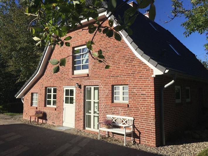 Ferienhaus für 8 Personen, mit Sauna und Terrasse sowie Garten in Poppenbüll - 2