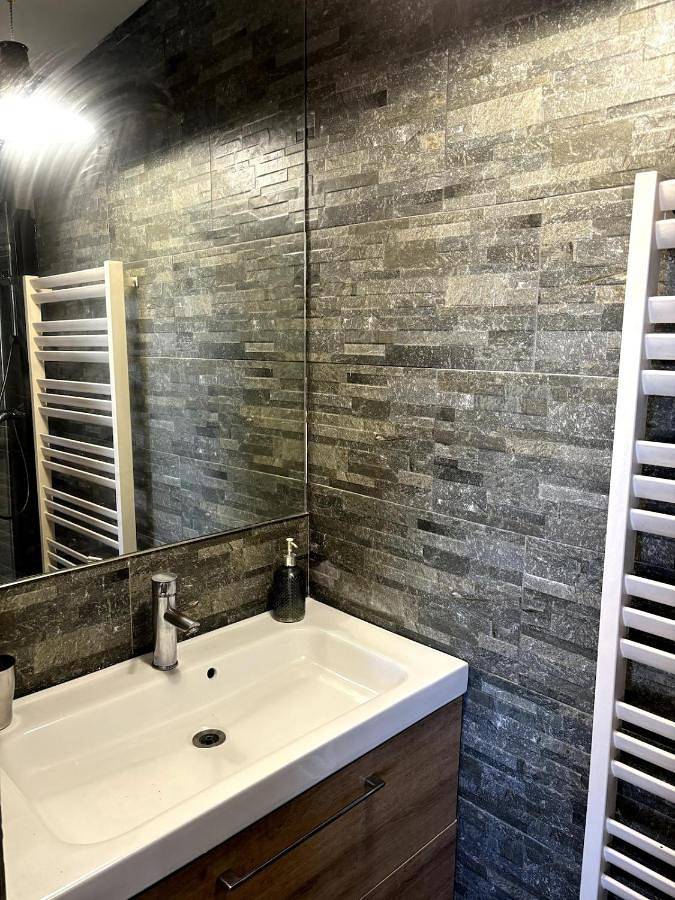 Appartement entier, Two-Bedroom Apartment with Garden View in Drancy, Seine-Saint-Denis