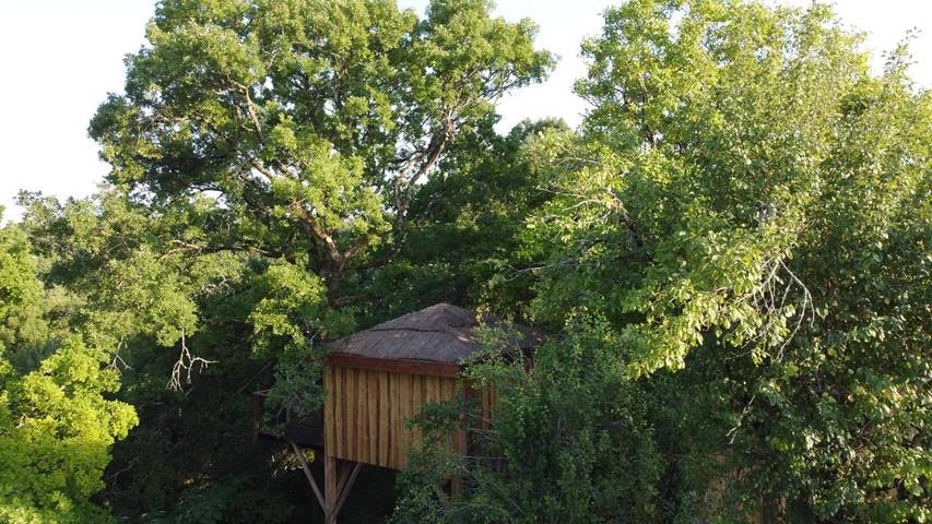 Chambre d’hôte pour 4 personnes, avec vue et jardin, adapté aux familles à Montaigu-de-Quercy