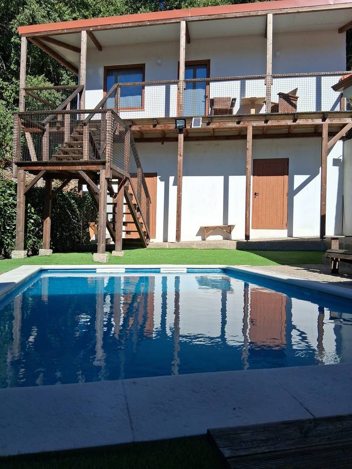 Private Pool Douro River View Villa in Valle del Duero