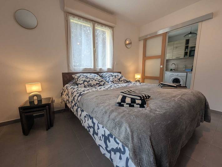 Gîte pour 2 personnes, avec Terrasse et Jardin