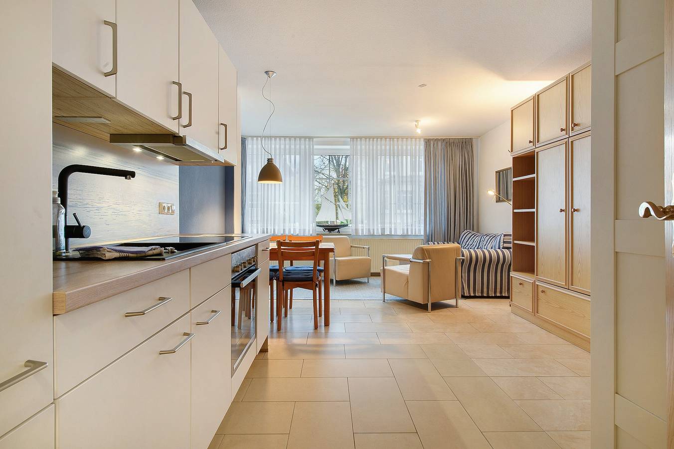 Ganze Wohnung, Apartment 'Möwe' mit gemeinsamer Terrasse und Wlan in Döse, Cuxhaven