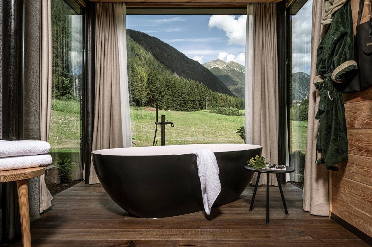 Valsegg Chalets Südtirol - luxury and private hideaway in Valles, Mühlbach