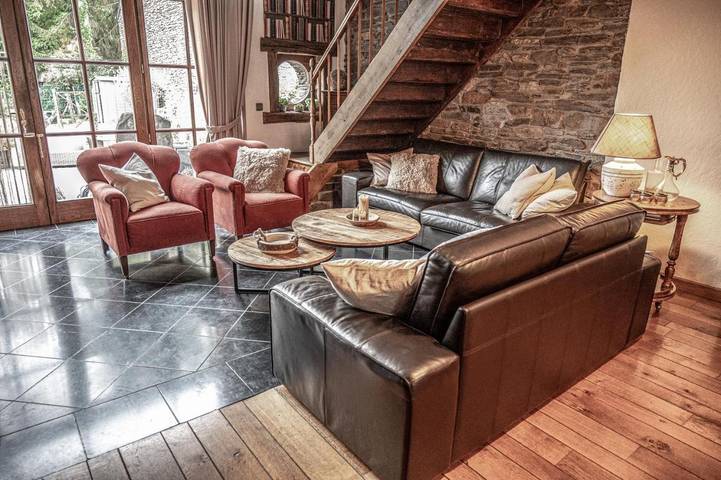 Location de vacances pour 9 personnes, avec terrasse, animaux acceptés dans Membre - 4