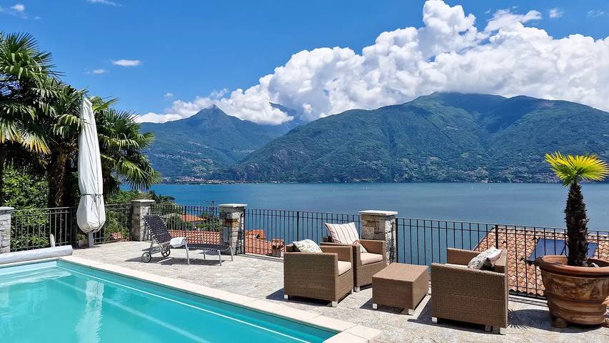 Ferienhaus für 6 Personen, mit Balkon und Terrasse sowie Garten und Pool