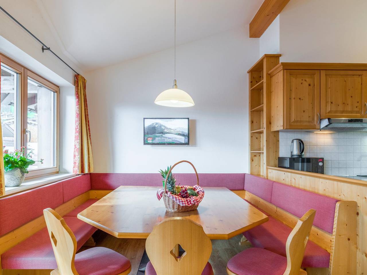 Geheel appartement, Luxe appartement met wellness bij de gondel in Brixen im Thale, Kaisergebirge