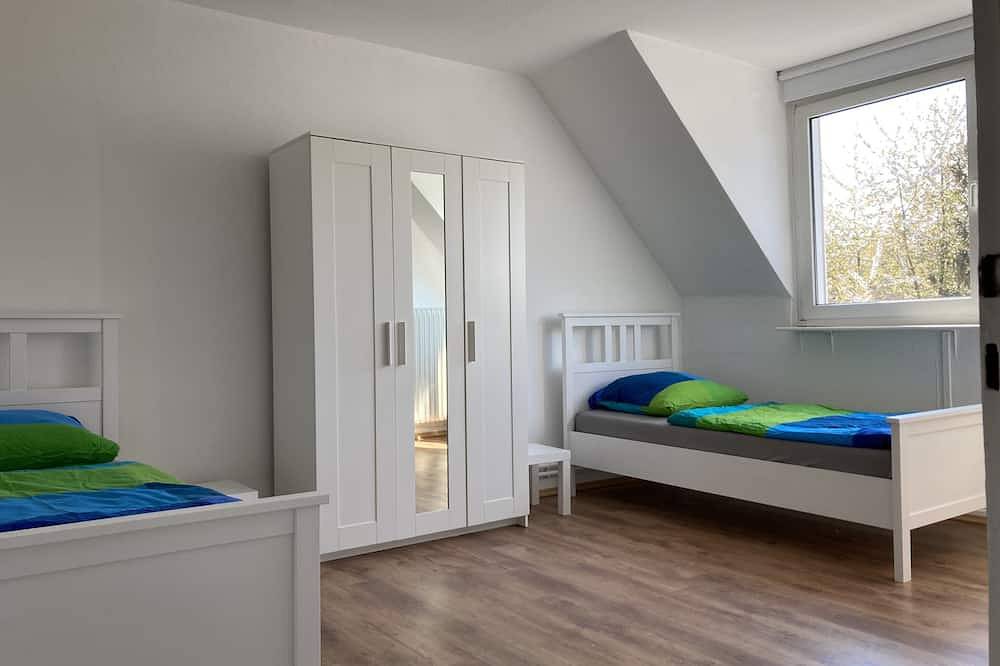 Ganze Wohnung, Gemütliche Altbauwohnung im Wuppertaler Westen in Wuppertal, Bergisches Land