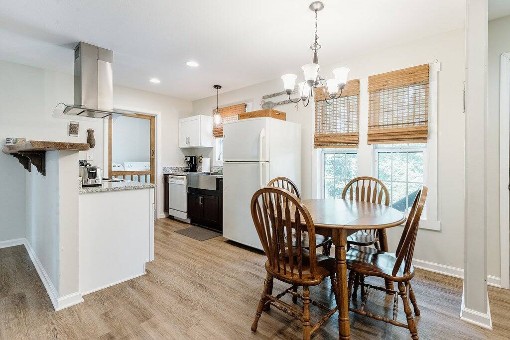 Living Water Retreats # 3 - Neues gemütliches Bauernhaus Retreat 2 mi. zu Tiec in Polk County NC