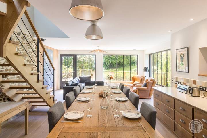 Gîte pour 8 personnes, avec jardin et terrasse dans Saint-Ébremond-de-Bonfossé - 4