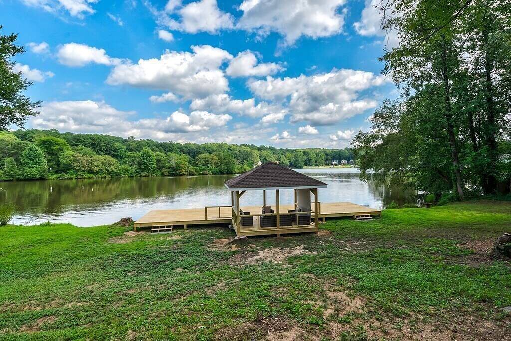 Sunny Deck All Rooms w/Lake View in Gwinnett County