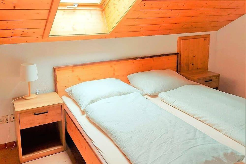 Ganze Wohnung, Haus Jakalar - Appartement/Fewo, Dusche und Bad, Wc, 4 oder mehr in Vils, Außerfern