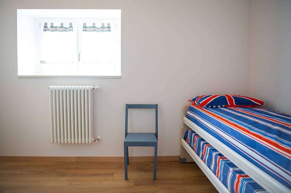 Geheel appartement, Margherita in Roè Volciano, Garda Bergen