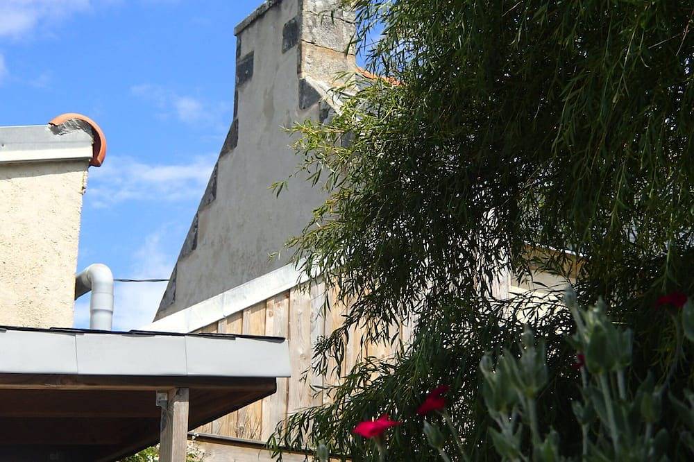 Chez Joséphine : freshly renovated old house, 2 steps from the ocean in Pointe du Raz, Plogoff