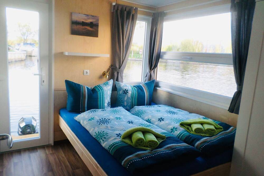 Hausboot - fest vertäut in Anklam 2 in Anklam, Vorpommern Greifswald