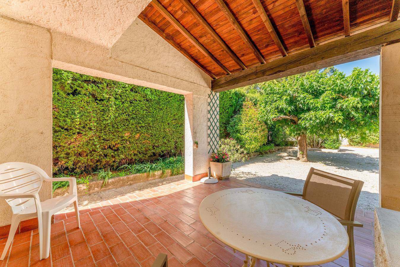 Studio entier, Appartement « Appt Saint Remy De Provence » avec terrasse privée et Wi-Fi in Saint-Rémy-de-Provence, Région d'Arles