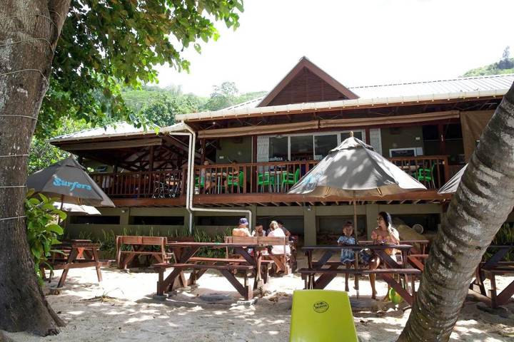 Gîte pour 3 personnes, avec vue et jardin dans Takamaka - 3