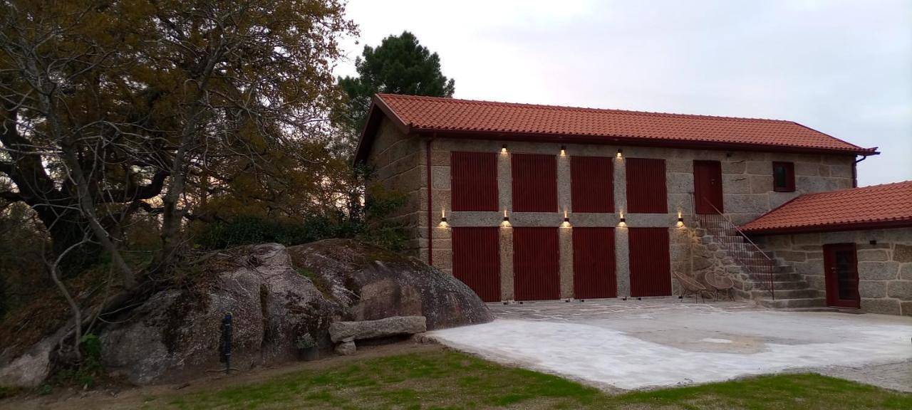 Quinta Pousada de Fora Wines & Tourism in Guimarães, Distrito de Braga