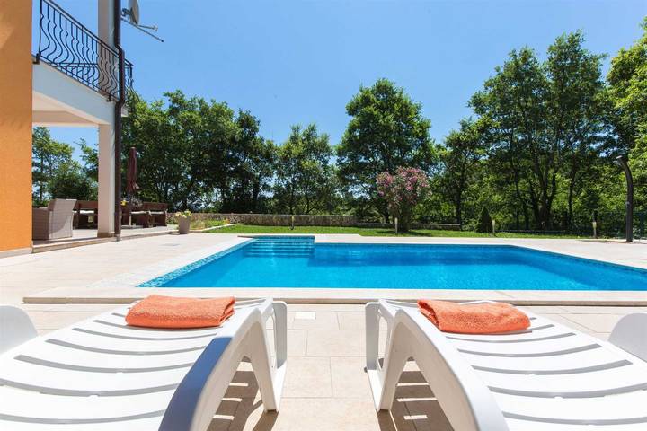 Apartamento entero, Holiday Home Villa Flavia in Presika, Costa Este de Istria