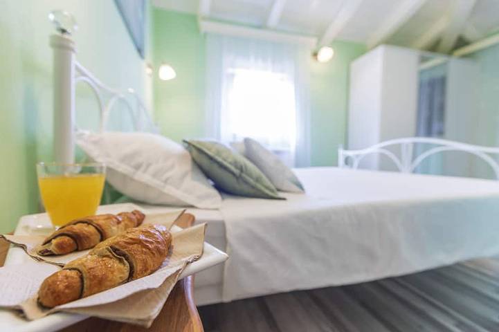Belle villa avec piscine, grill, WiFi gratuit, lave-linge in Karojba, Istrie centrale