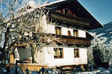 Hütte für 10 Personen, mit Balkon in Fügen
