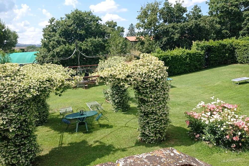 Fattoria di Argiano a Montepulciano in Toscana con 5 camere , piscina e giardino in Montepulciano, Chianti