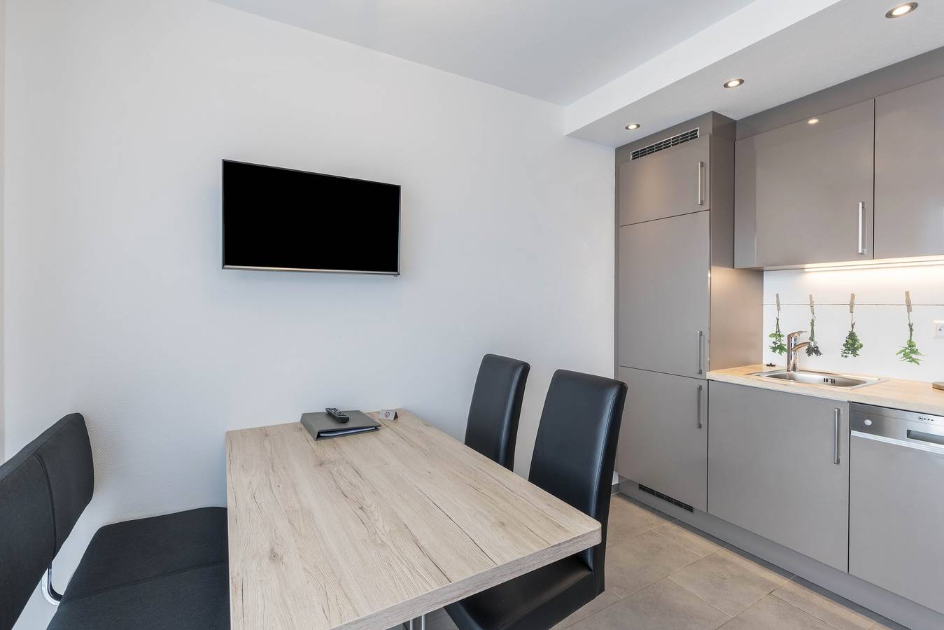 Ganze Wohnung, Ferienwohnung "Korn" mit Gemeinschaftsgarten und Wlan in Albstadt, Neckar-Alb