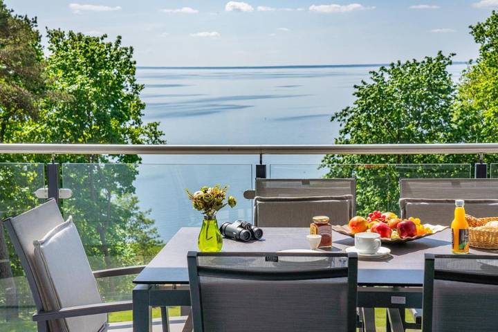 Ferienwohnung für 7 Personen, mit Balkon und Terrasse sowie Garten und Sauna