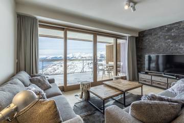 Gîte pour 6 personnes, avec piscine et balcon dans Les Arcs