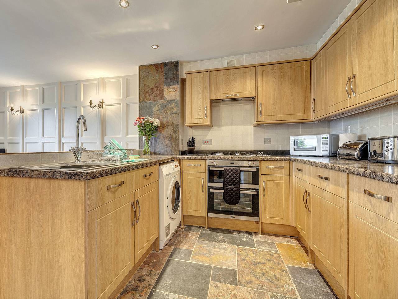 6 Torwood Gables in Torquay, Torbay