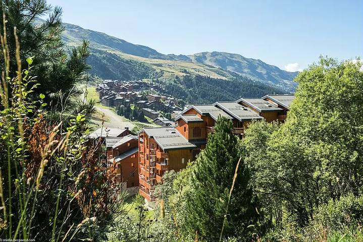 Gîte pour 4 personnes, avec balcon dans Les Trois Vallées - 2