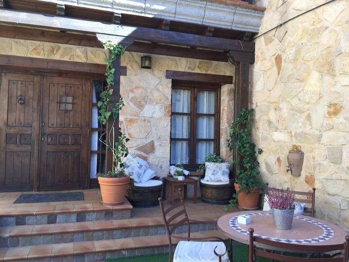 Casa rural para 2 personas, con Terraza además de Jacuzzi y Jardín en Provincia de Cuenca