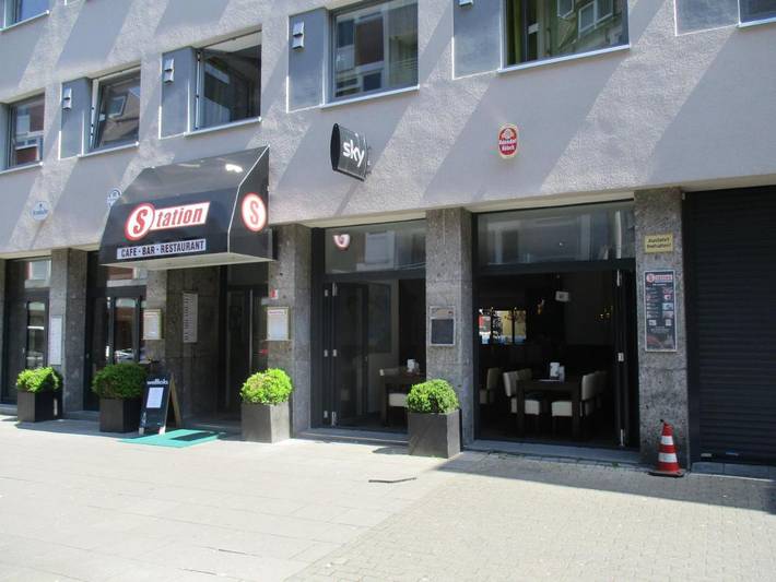 Hostel für 4 Personen, mit Terrasse und Garten sowie Ausblick in Kölner Dom