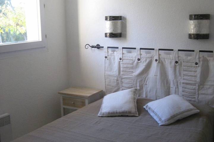 Villa pour 4 personnes, avec terrasse et piscine dans Cala Rossa - 2