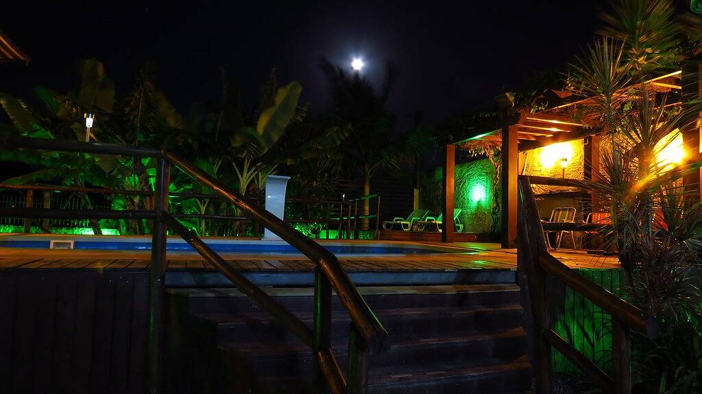 Haus mit Pool in ruhiger und waldreicher Lage. Sc Küste in der Nähe der Berge in Araranguá, Litoral Catarinense