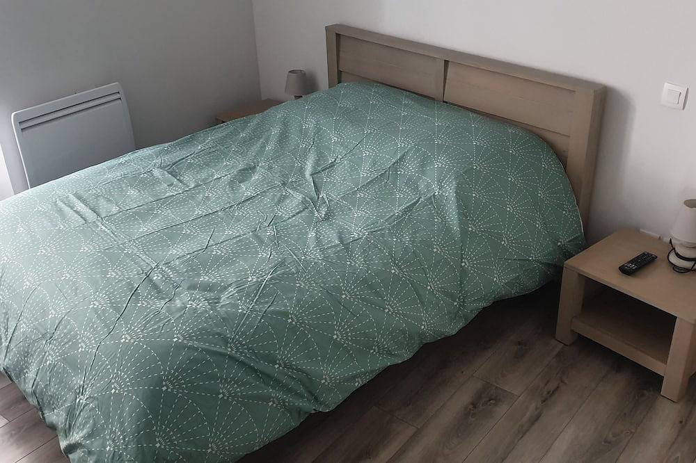 Appartement entier, T2 apartment 45 m² in the city center in Ax-les-Thermes, Pyrénées