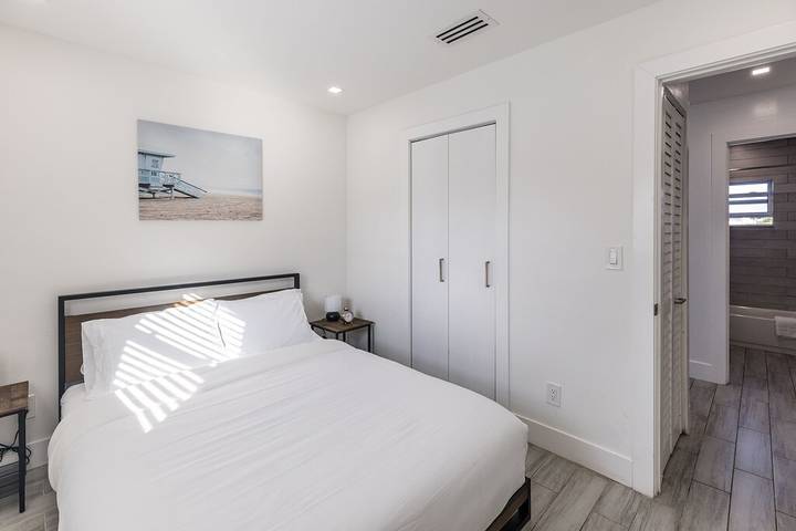 Vacation rental for 6 people, with hot tub in Oakland Park