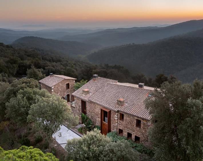 Casa rural para 10 personas, con Balcón y Terraza además de Jardín y Piscina en Cruilles - 4