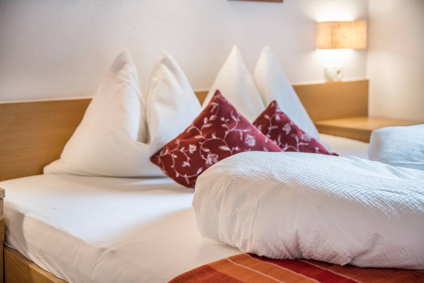 Ganze Wohnung, Ferienwohnung "Duregger Fröhlichkeit Plus" mit Bergblick, Garten und Wlan in Sand in Taufers, Kronplatz