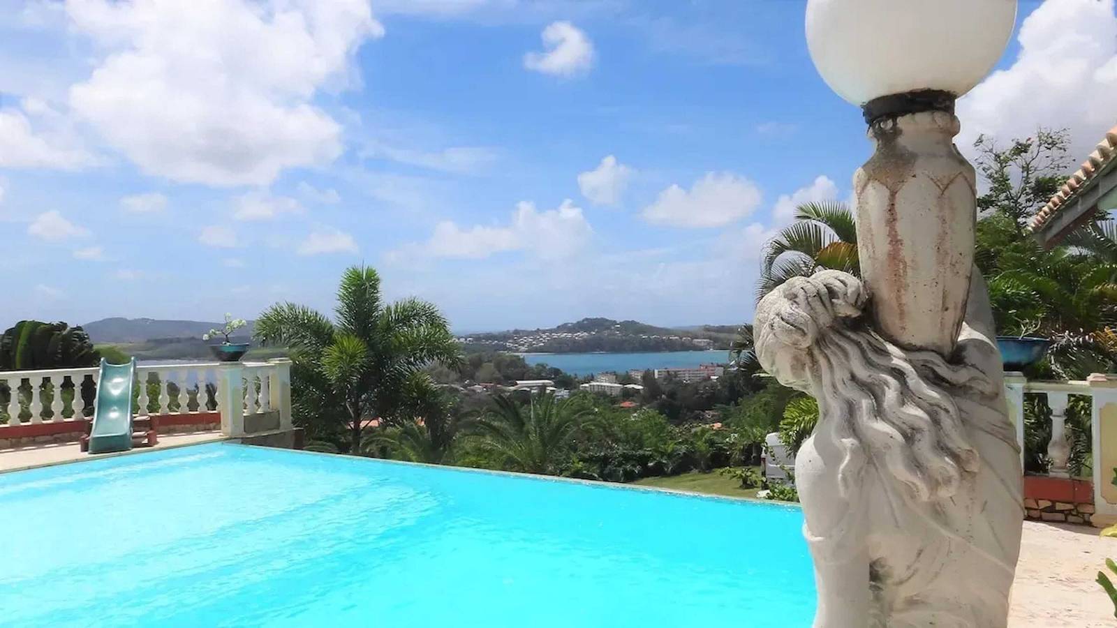 Maison avec vue sur la mer à La Trinité, piscine partagée in La Trinité, Martinique