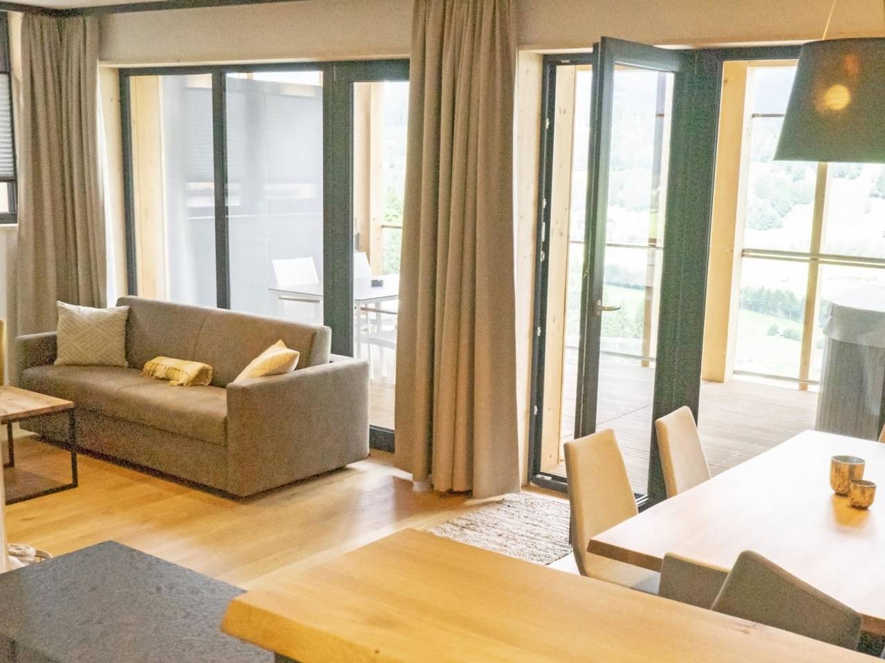 Appartement entier, Superior mit Sauna & Außenbadewanne in Haus, Schladming-Dachstein