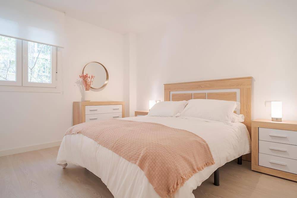 Ganze Wohnung, Gemütliche 4-Zimmer-Wohnung in Málaga in Carretera de Cádiz, Malaga