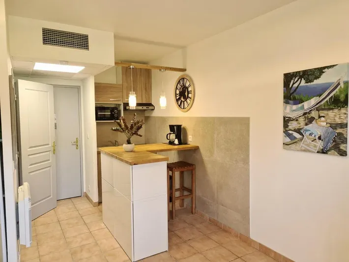 Apartamento de vacaciones para 2 personas, con piscina además de vistas y jardín - 1