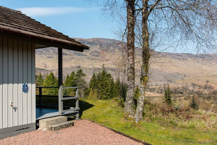 Eagle Lodge with stunning loch and mountain view in Stirling und Umgebung