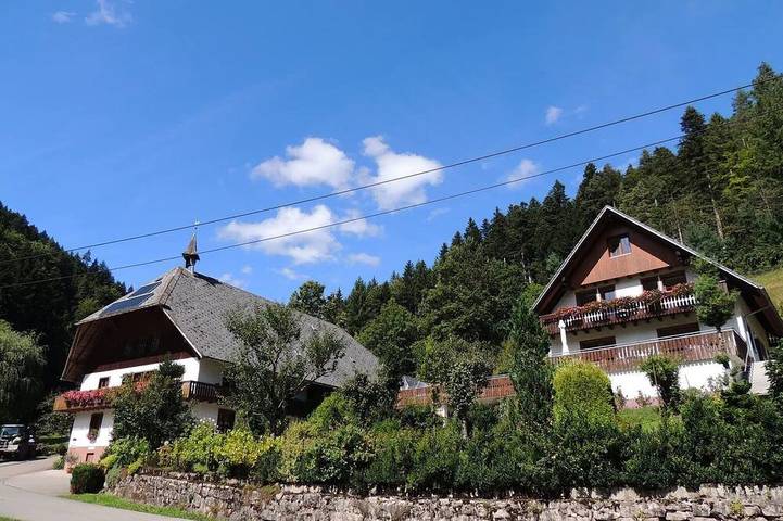 Ferienwohnung für 4 Personen, mit Balkon und Garten