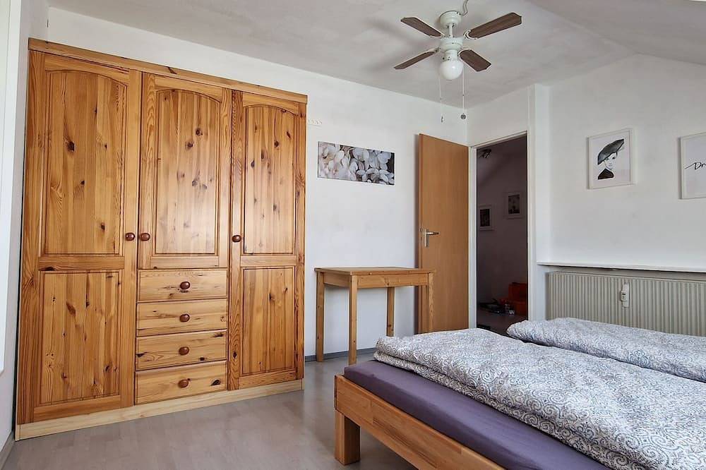Ganze Wohnung, Schöne 3 Zimmer Wohnung mit Klimaanlage, zentral und naturnah in Rüsselsheim, Rheingau
