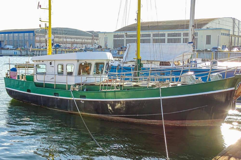 Barca a Wismar a partire da 256€ a notte