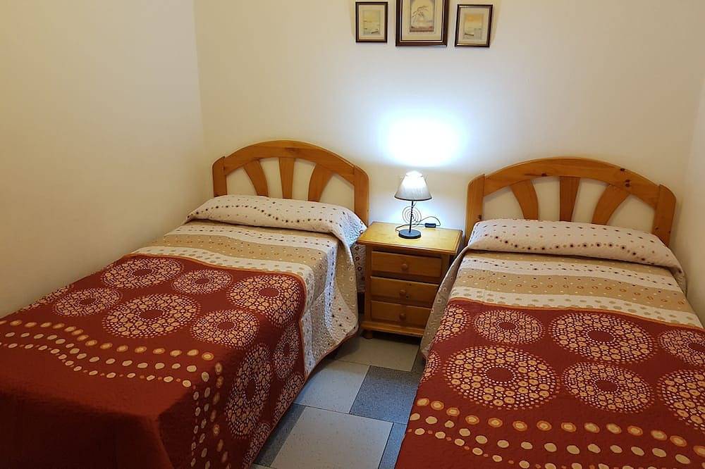 Casa Cañada 1, sleeps 6 people. in Benamahoma, Grazalema